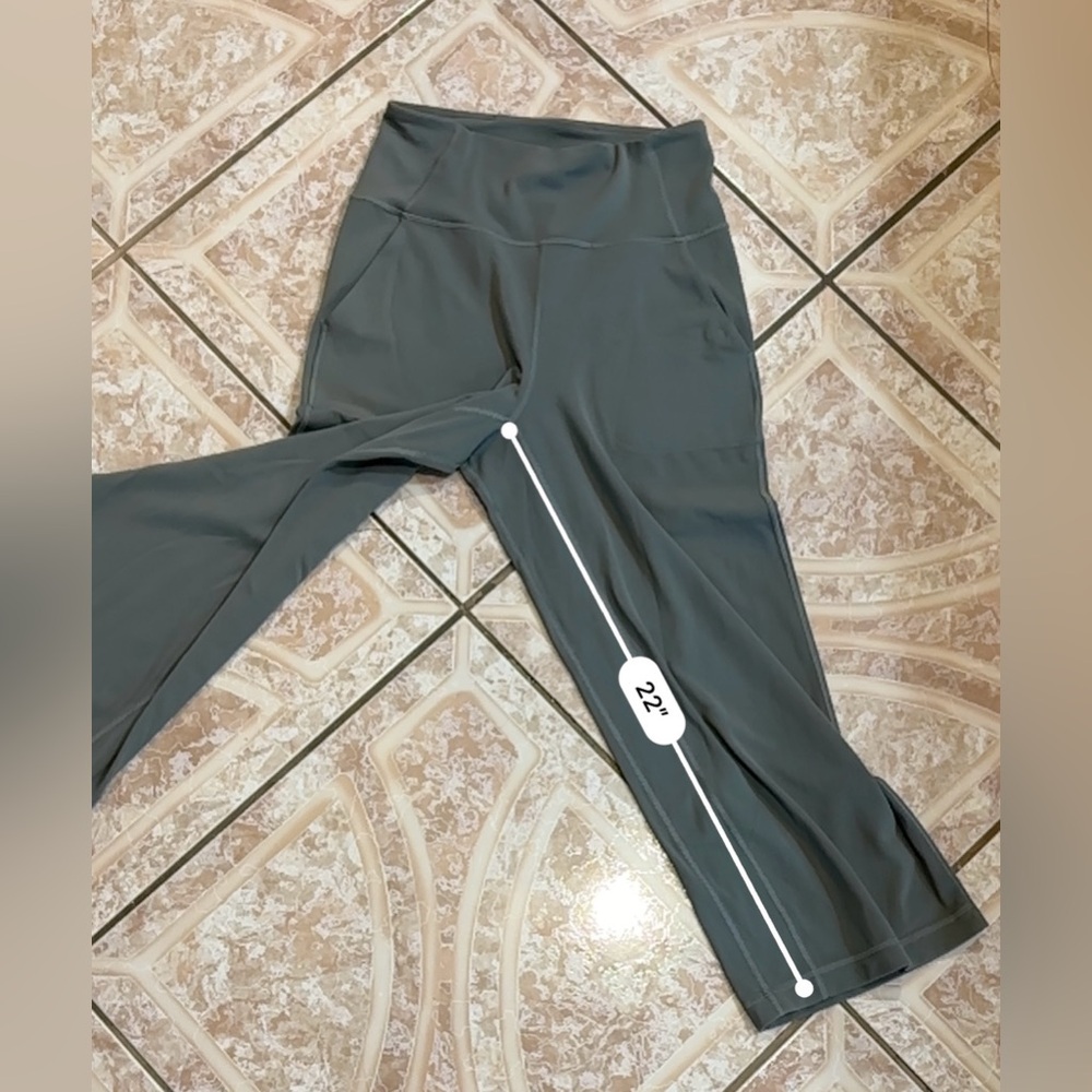 Lululemon Align High Rise Wide Leg Cropped Pant 23” - Picture 4 of 10